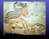 Á dereita, o neno Achnaton e Nefertity